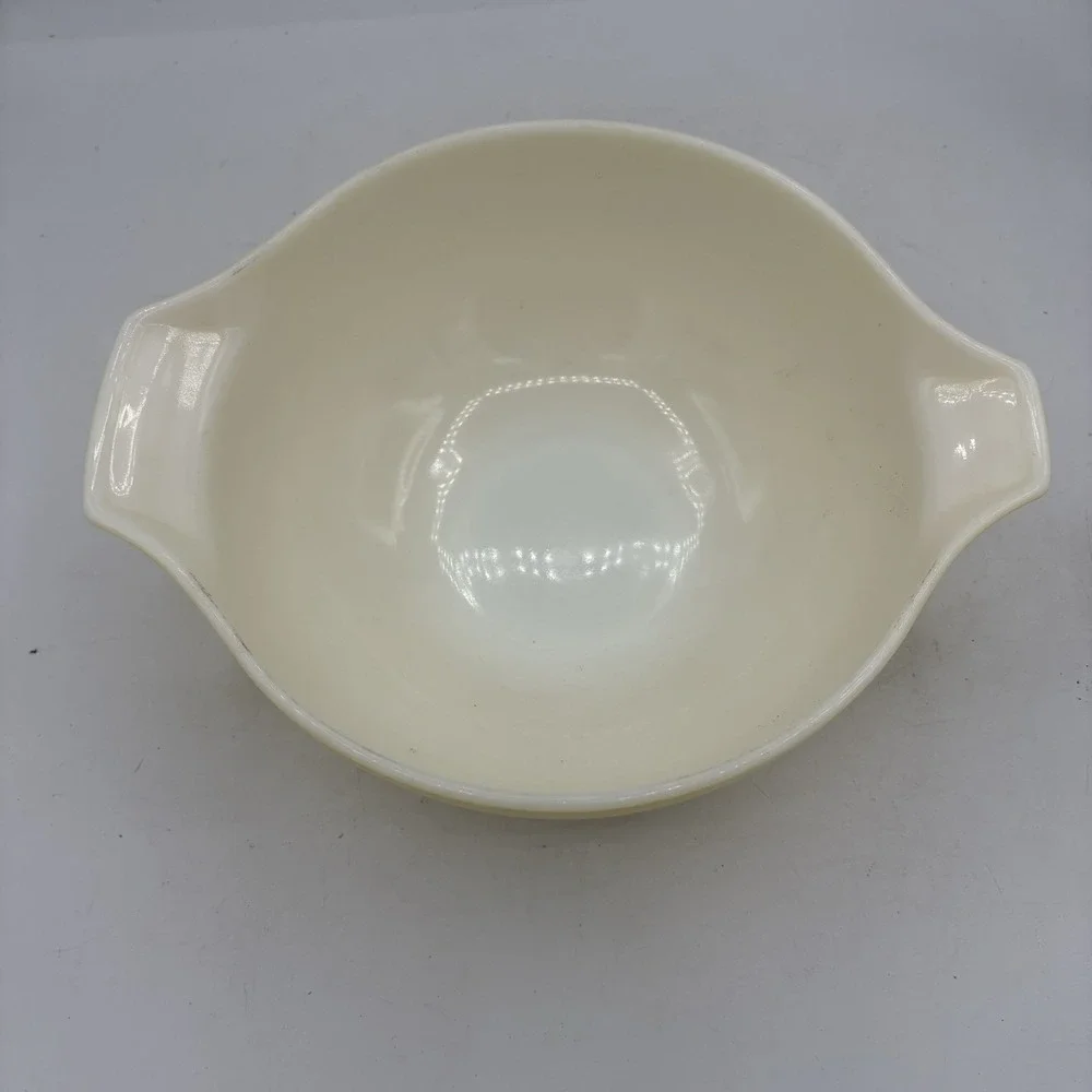 Vintage Pyrex Mixing Bowl Yellow Cinderella Nest 443 2 1/2 Qt Tab Handles USA